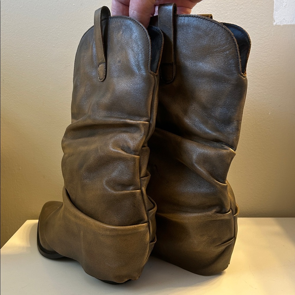 Crown vintage Dark Brown Leather Boots - Picture 2 of 10